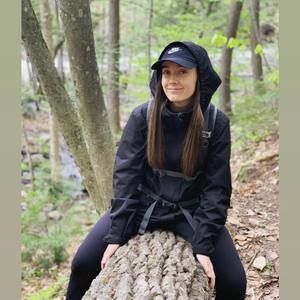 Meet your Posher, Chloé